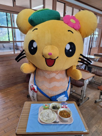 お祝い給食1